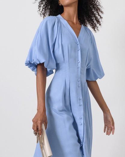 Robe Midi Élégante à Manches Bouffantes et Boutonnage Frontal