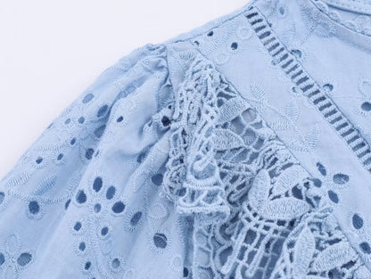Blouse Brodée à Volants