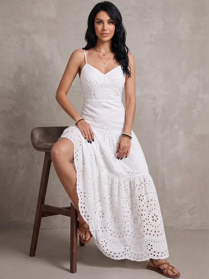 Robe Longue Brodée à Bretelles Fines