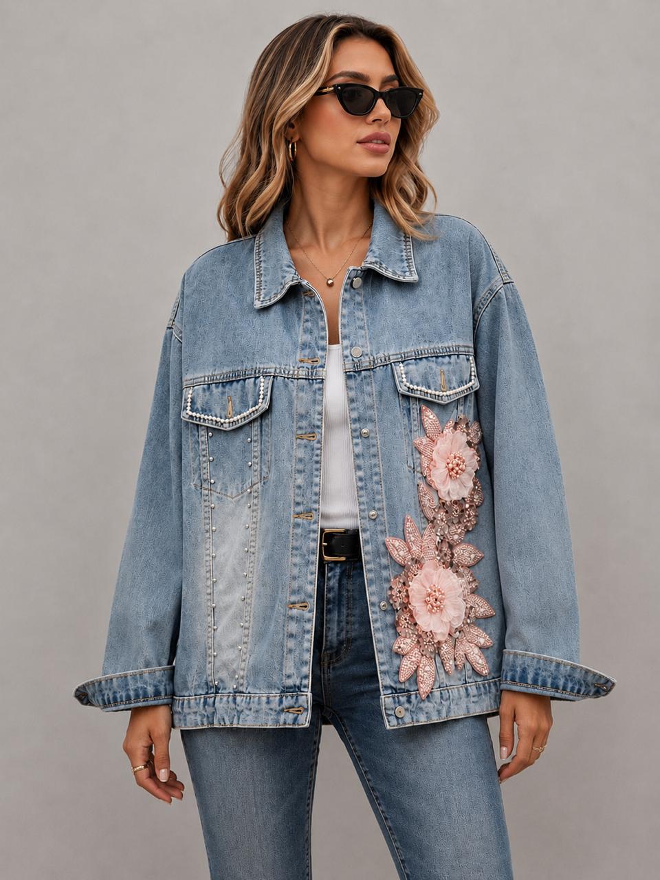 Veste en jean ample à manches longues avec broderie et perles relief