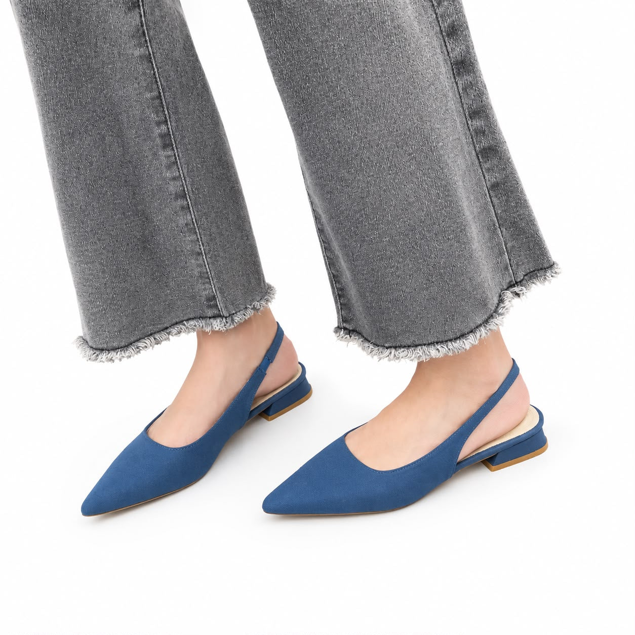 Escarpins Slingback à Bout Pointu et Talon Bas