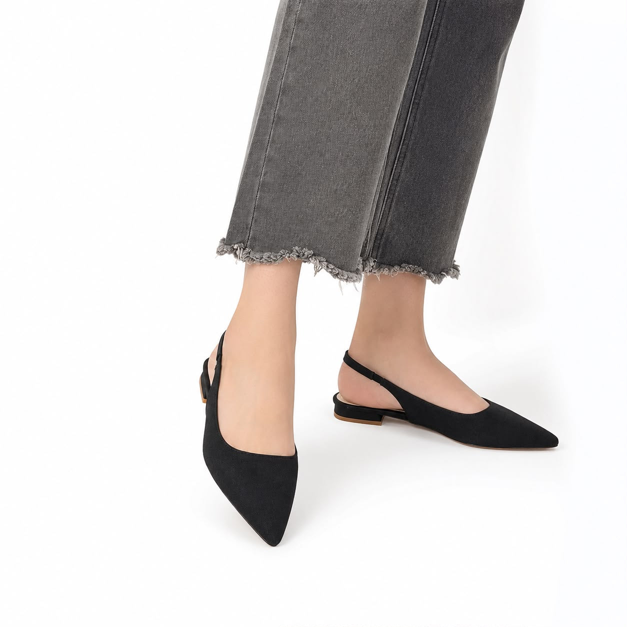 Escarpins Slingback à Bout Pointu et Talon Bas