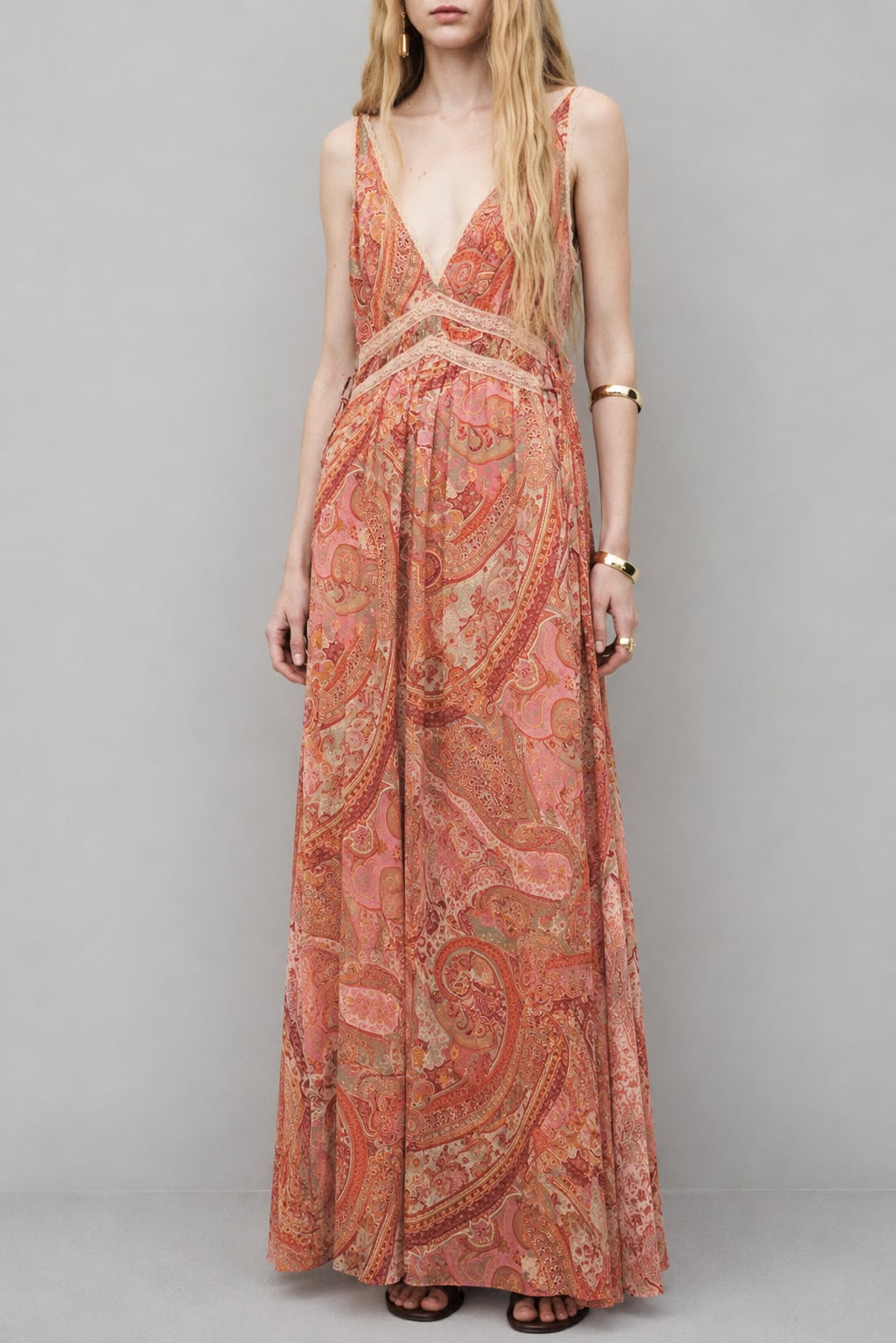 Robe Longue Bohème à Imprimé Cachemire et Décolleté Plongeant