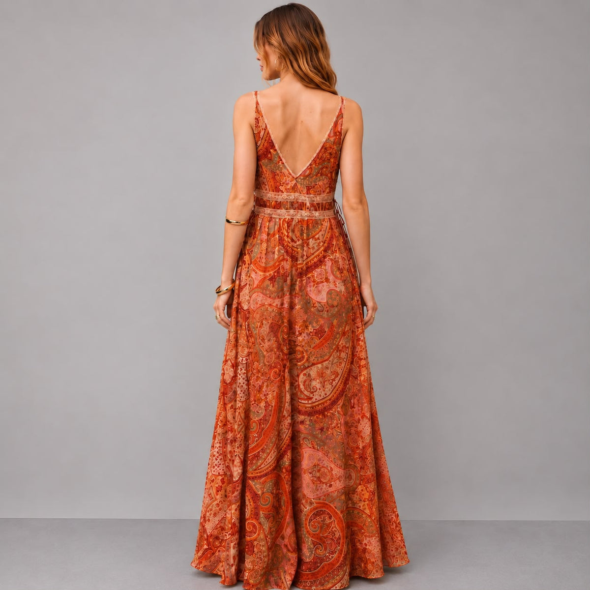 Robe Longue Bohème à Imprimé Cachemire et Décolleté Plongeant