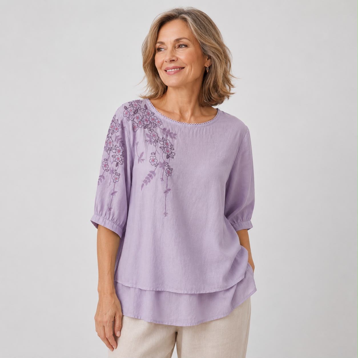 Blouse Brodée à Manches Courtes Col Rond