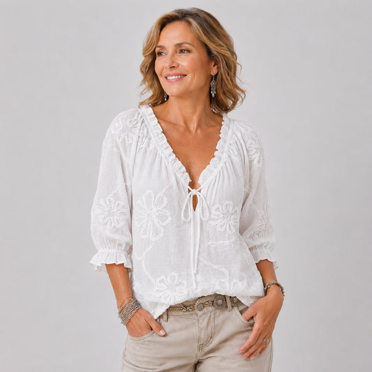 Blouse Brodée à Col V