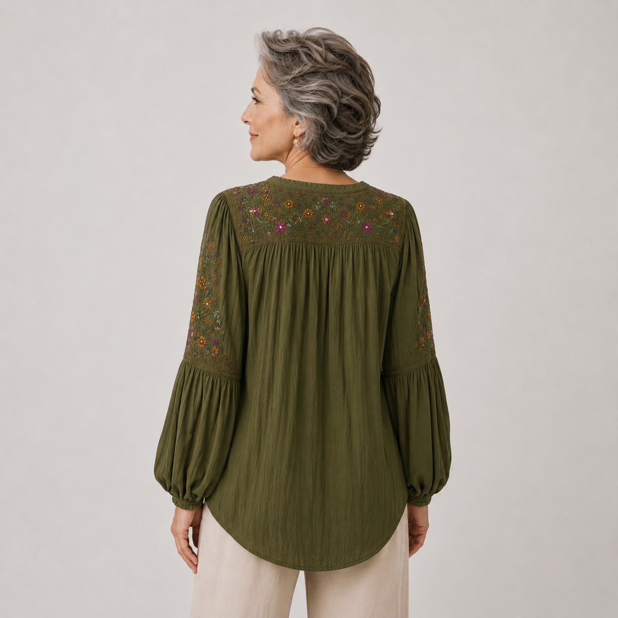 Blouse Femme Bohème Brodée à Col V