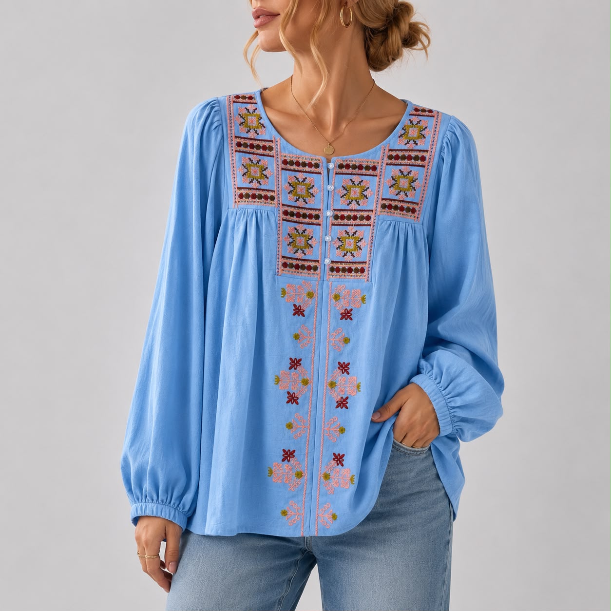 Blouse Brodée à Col Rond