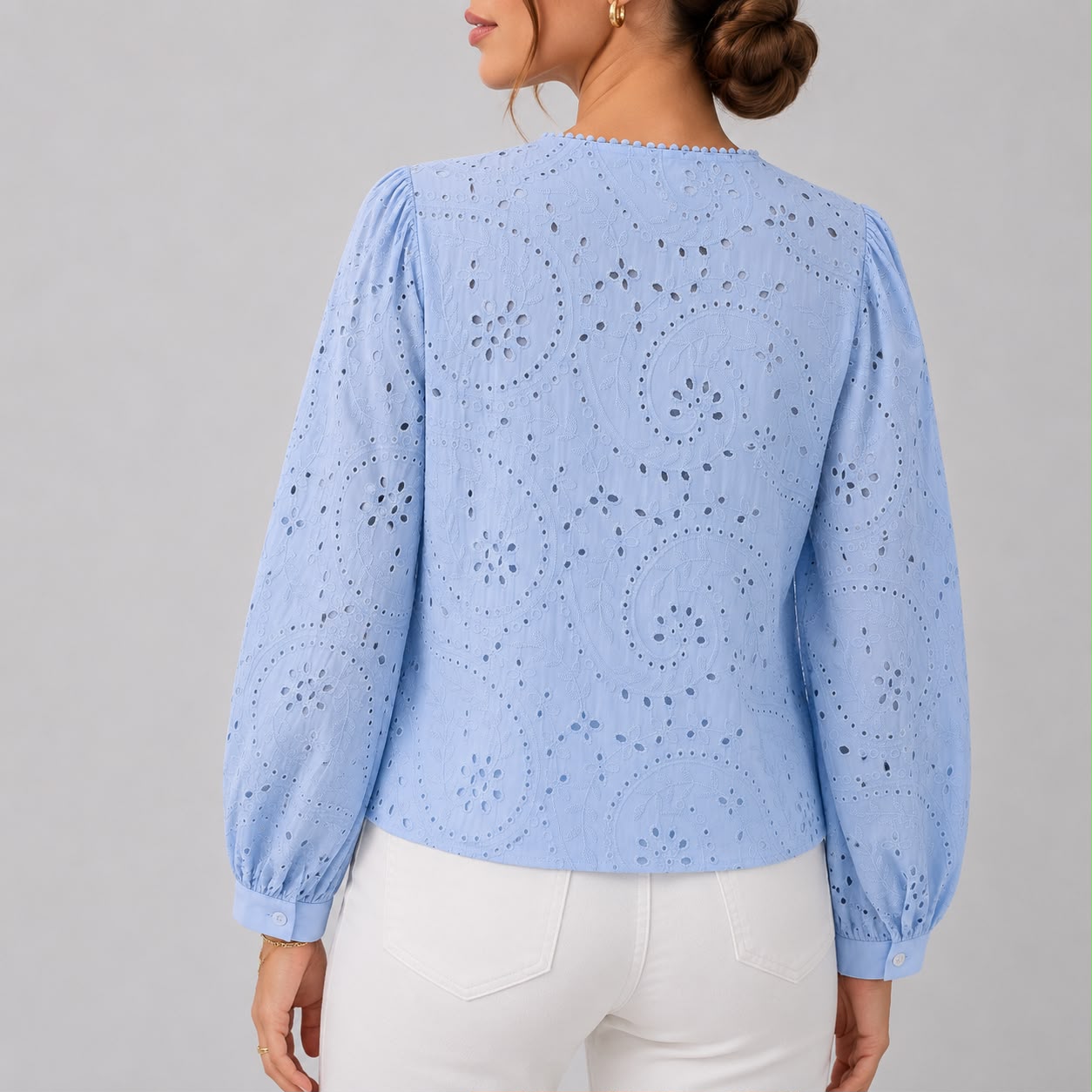 Blouse Brodée à Volants