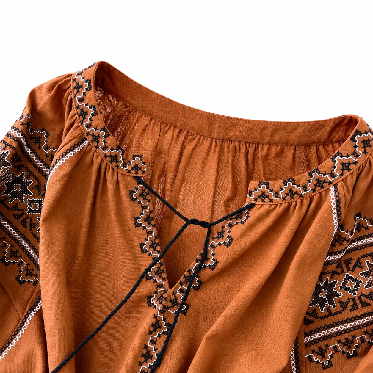 Robe Femme Brodée avec Ceinture
