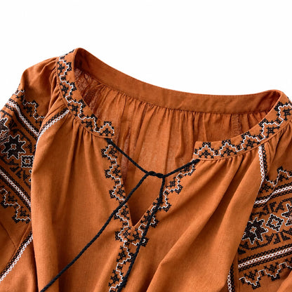 Robe Femme Brodée avec Ceinture