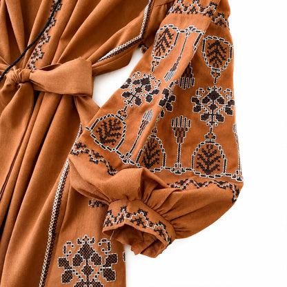 Robe Femme Brodée avec Ceinture